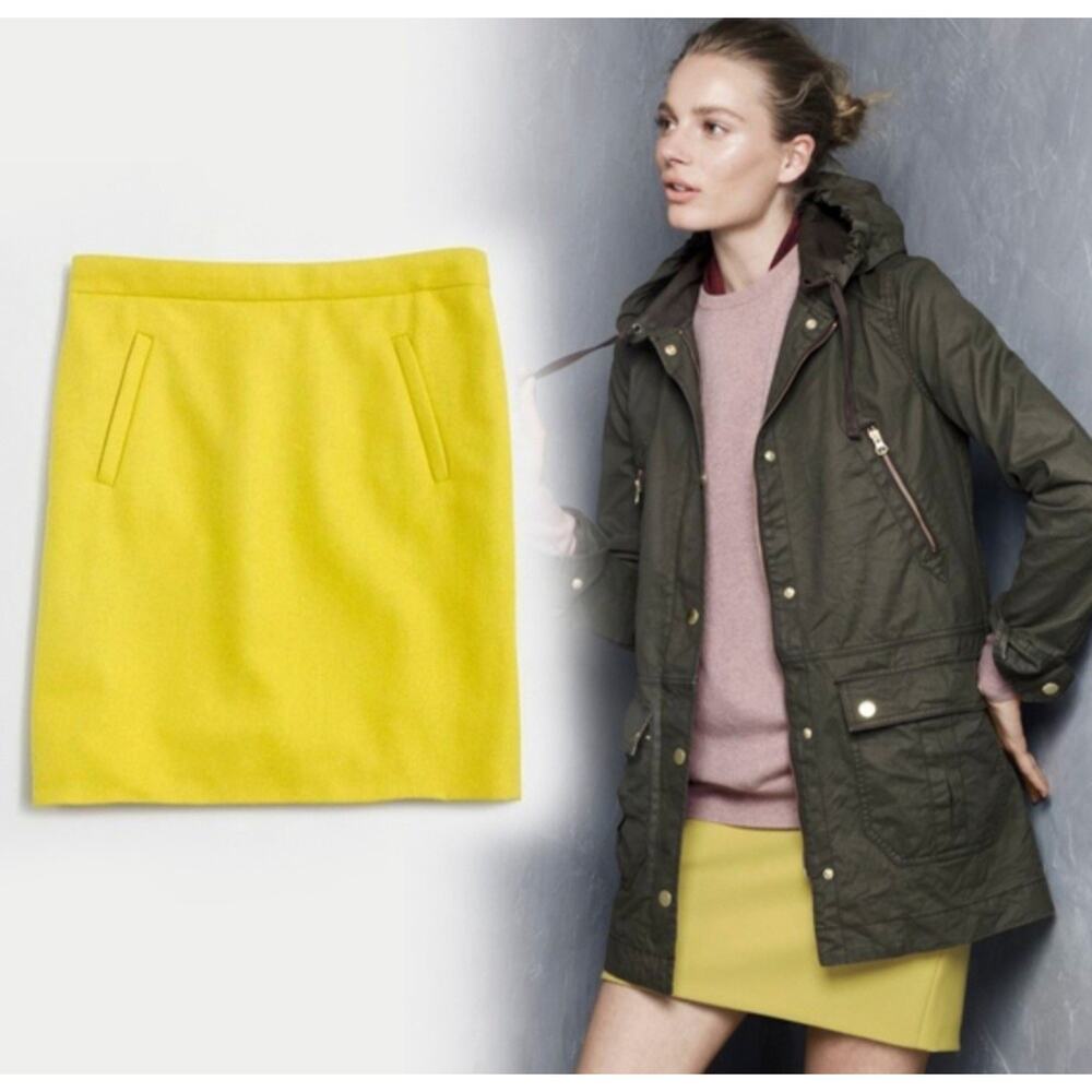 J. Crew Felted 100% Wool Mini Skirt with Back Zip In Citrus Size 2